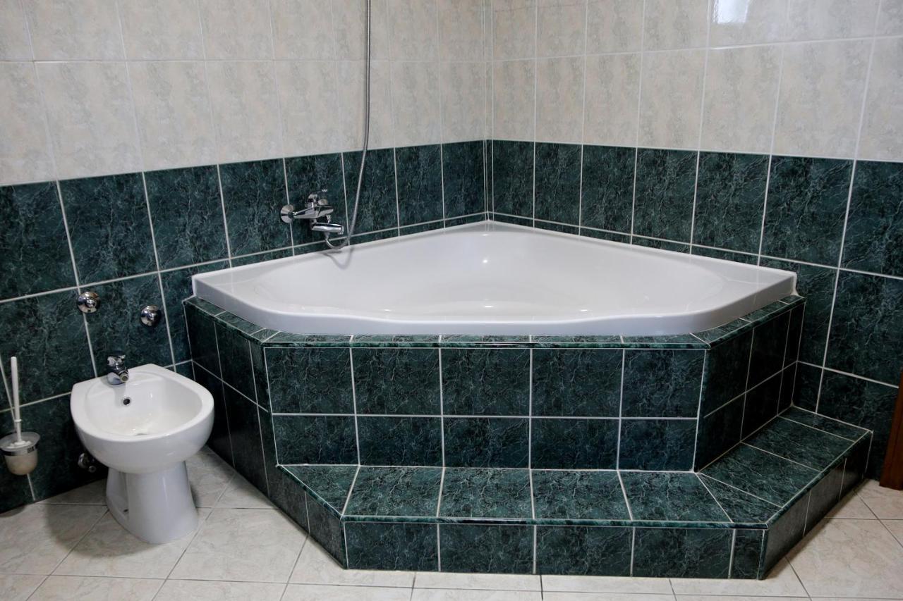 Čapljina Motel Lav מראה חיצוני תמונה